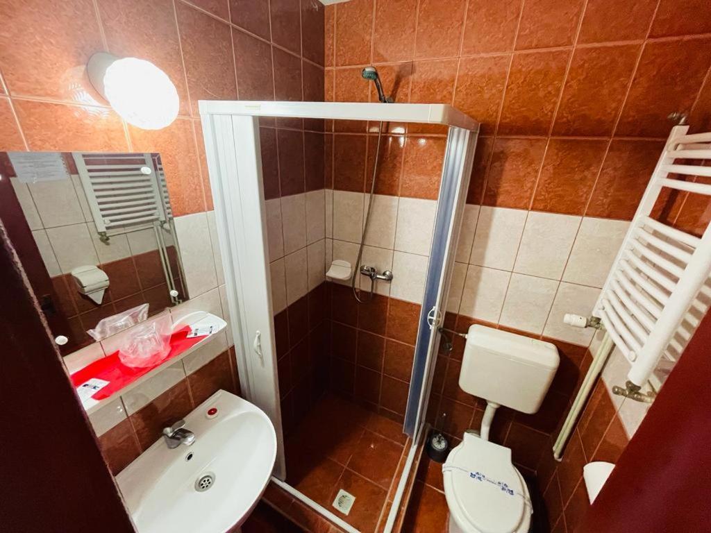 Hotel Turist Neptun Eksteriør bilde